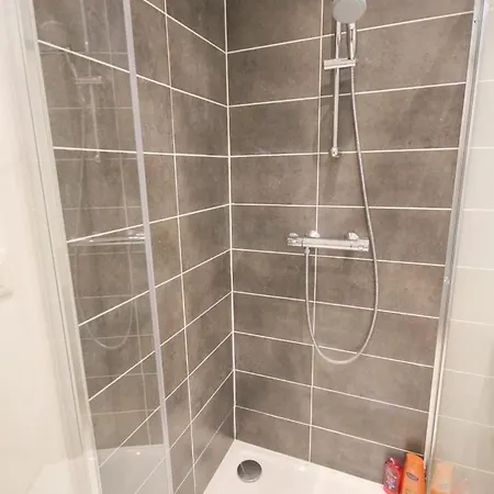 Centre - Nice, Cozy And Functional 릴