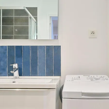 アパート Centre - Nice, Cozy And Functional リール