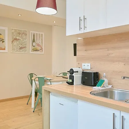 アパート Centre - Nice, Cozy And Functional